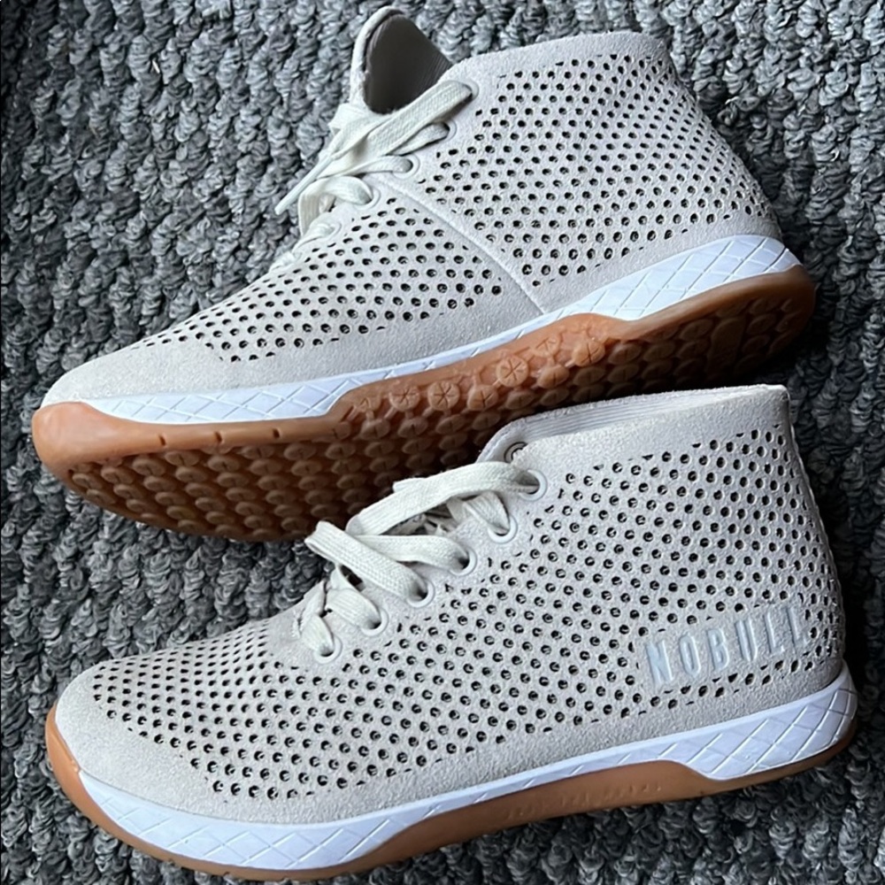 NOBULL dusty suede trainers, Womens 9, mens 7.5 Brand new.